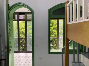 Wide Balcony Apartment 2BRs 3Bed 3' to HoanKiem Lake & Opera House